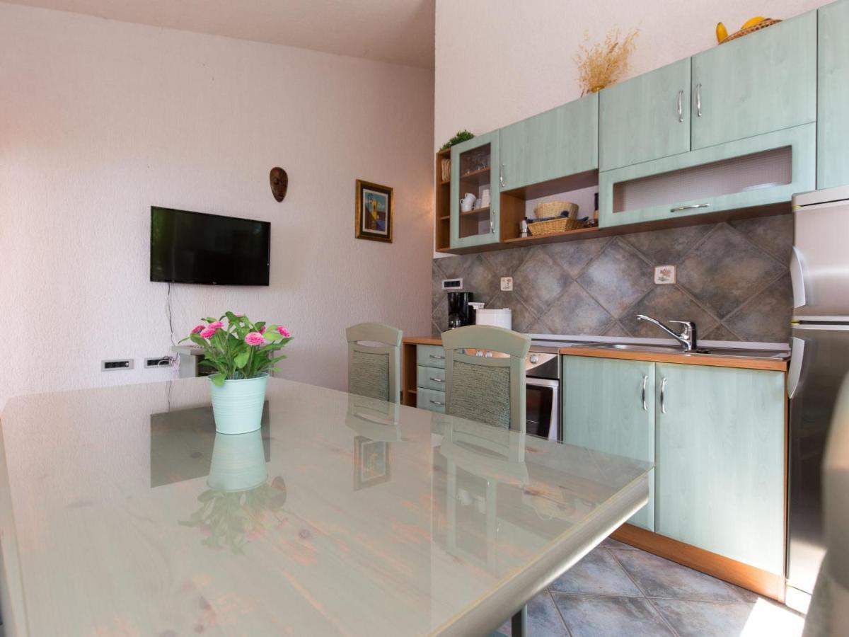 Apartment Starigrad-4 By Interhome 斯塔里格勒 外观 照片